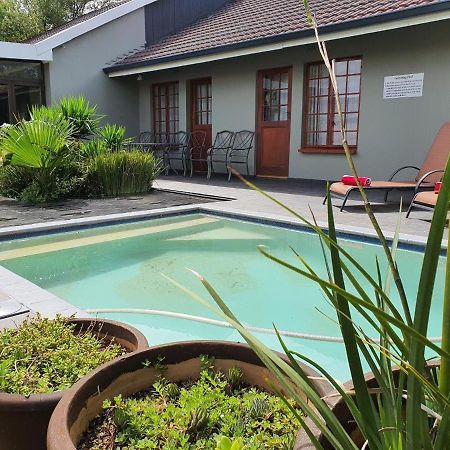 Morulana Guest House Kempton Park Kültér fotó