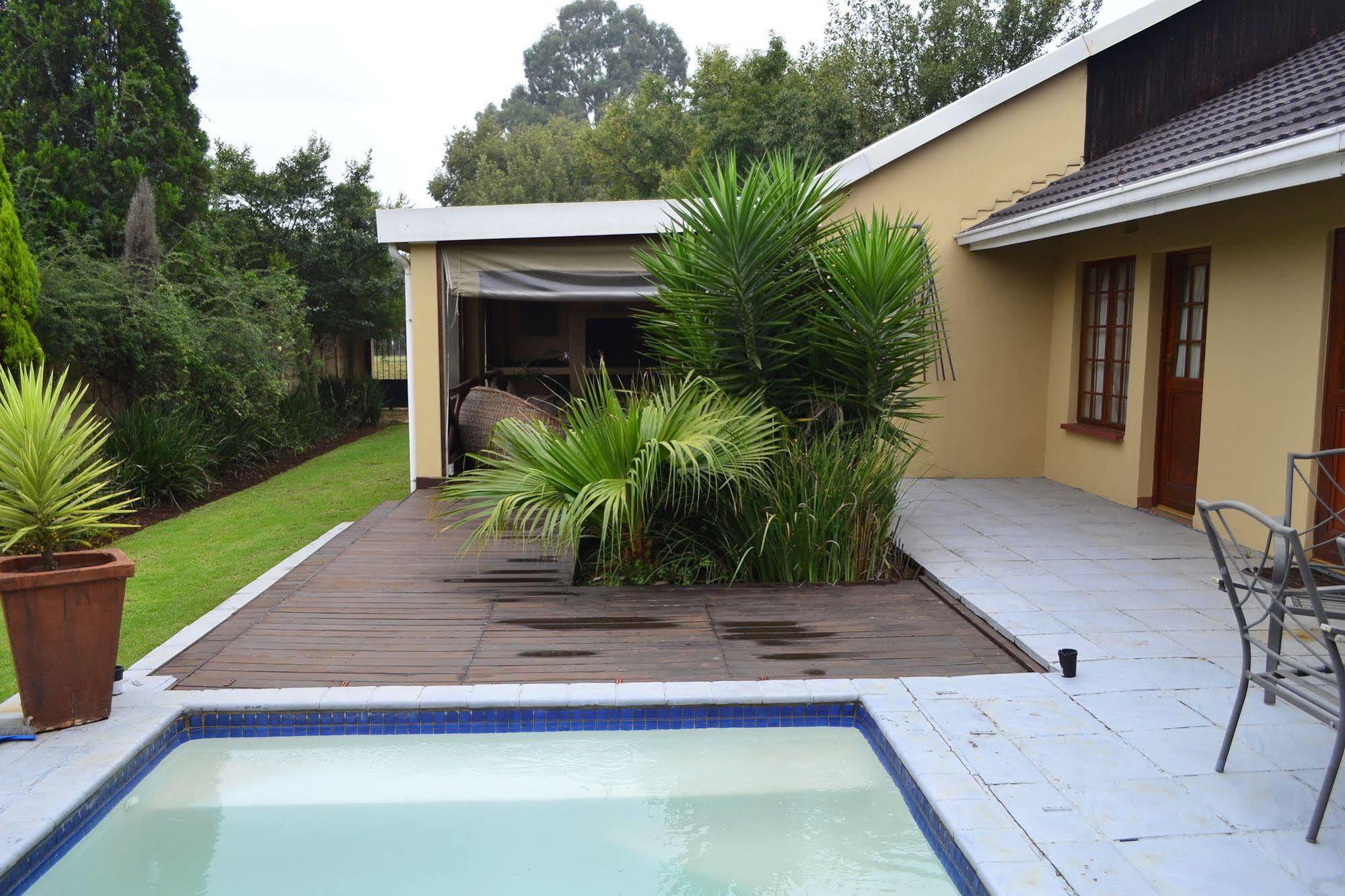 Morulana Guest House Kempton Park Kültér fotó